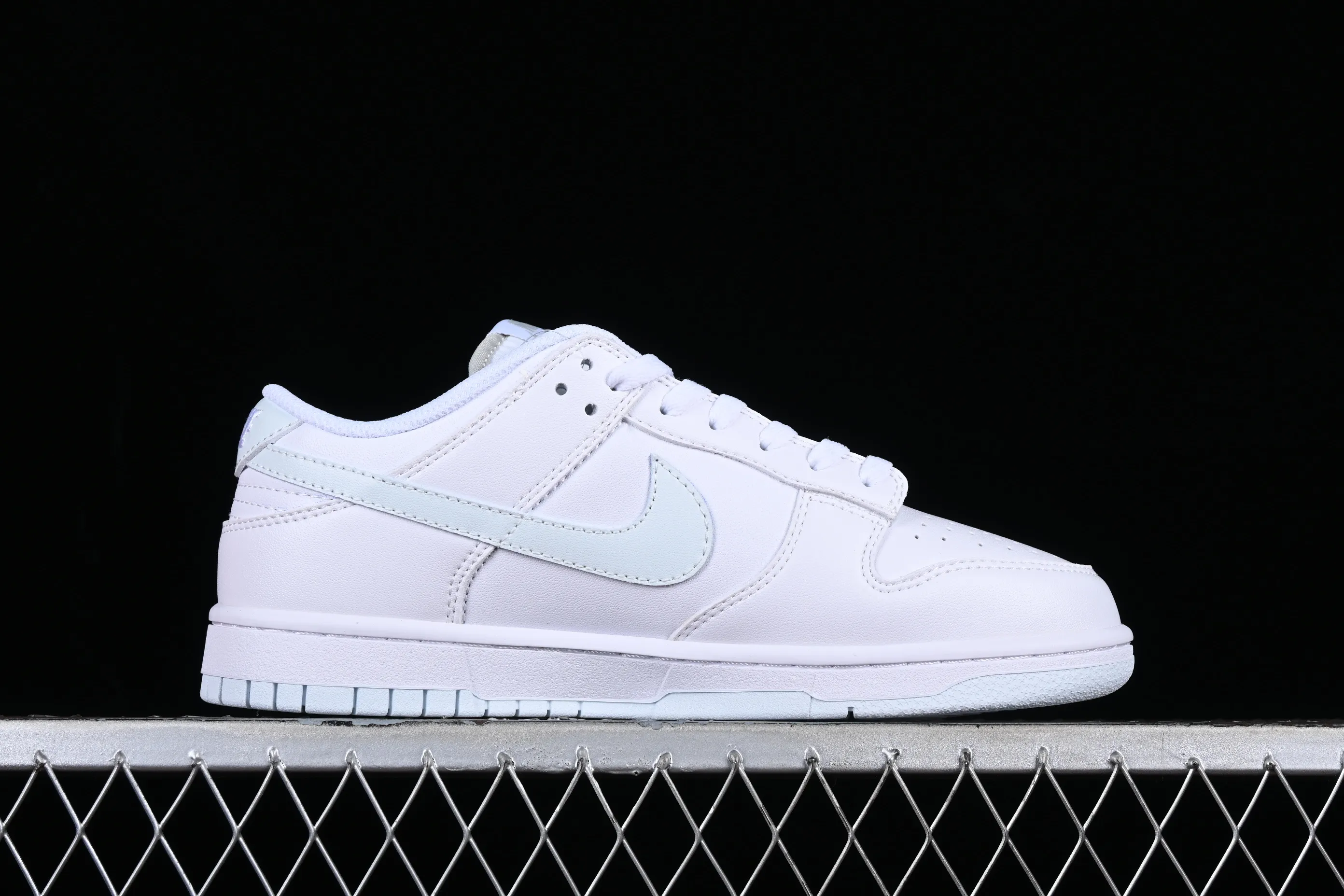 All categories Nk SB Dunk series Nk SB Dunk Low low-top sneakers N version Nk Dunk Low "Pure Platinum" white gray SB low-top sports and leisure sneakers DV0831-101